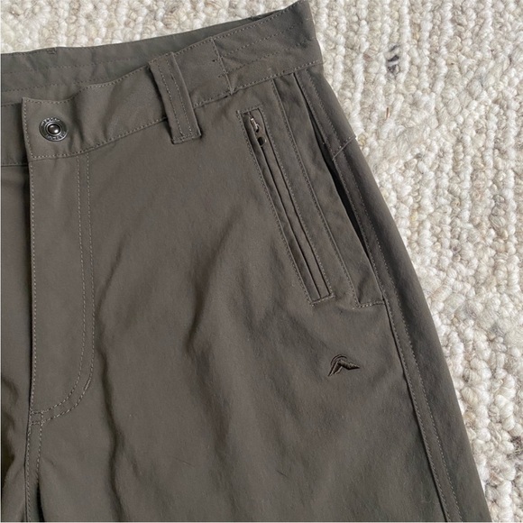 Macpac Men's Weekender Shorts in tarmac size small - Picture 4 of 8
